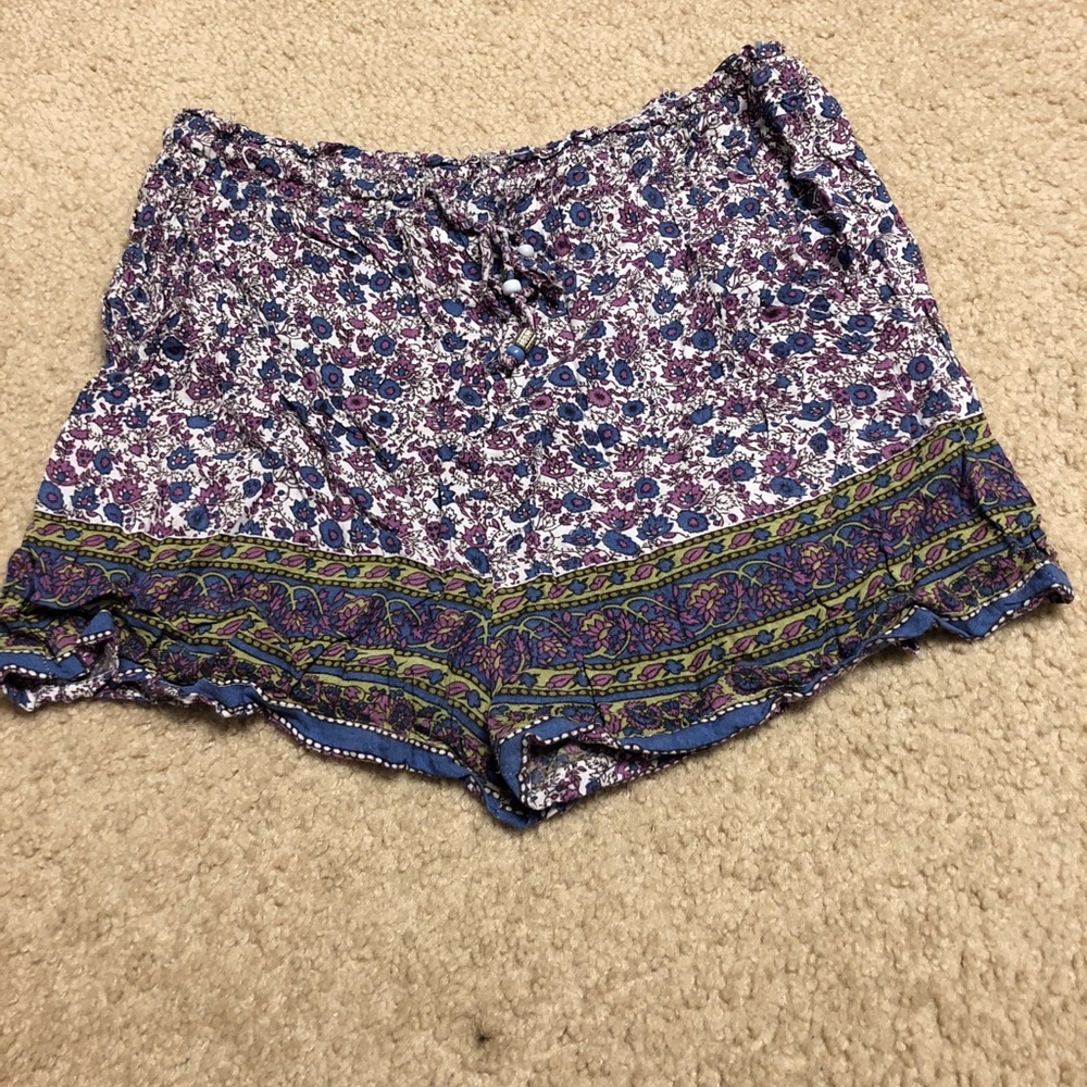 Flowy shorts